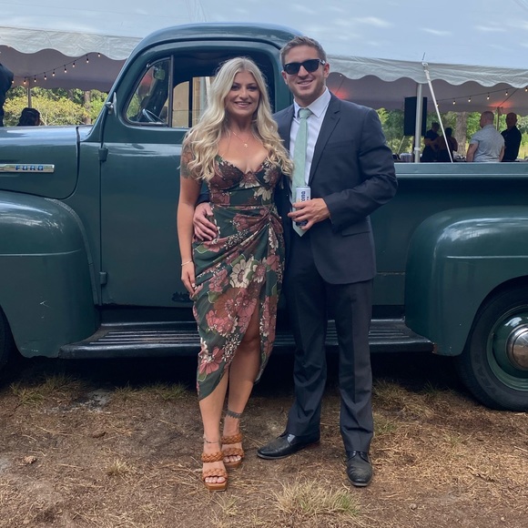 Dress - Picture 1 of 4